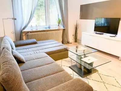 TV/Unterhaltungsangebot in der Unterkunft 1-3 Pers. zentral gelegene, gemütliche Wohnung in Remscheid