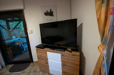 TV/Unterhaltungsangebot in der Unterkunft Schöne Ferienwohnung in ruhiger Lage