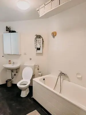 Ein Badezimmer in der Unterkunft Wohnen im 3 Ländereck! Essen, Mülheim, Oberhausen! BS2HL