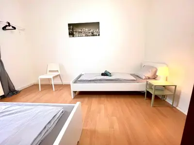 Ein Bett oder Betten in einem Zimmer der Unterkunft Neu: 3 Bedroom w/ 6 Beds in Hagen, 7min to A1