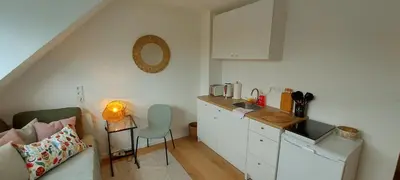 Küche/Küchenzeile in der Unterkunft RüStudio, Nähe RÜ & Messe, Museum Folkwang, NETFLIX
