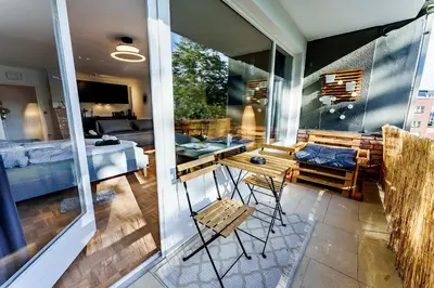 Ein Sitzbereich in der Unterkunft Modernes Apartment l Oasis l mit Balkon Nähe Hauptbahnhof