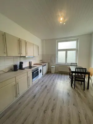 Grundriss der Unterkunft Altbauwohnung mit 2 Balkonen