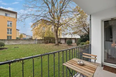 Ein Garten an der Unterkunft 1 Zi. Wohnung, 34m², Parken, Messe DUS