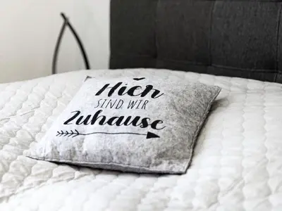 Ein Bett oder Betten in einem Zimmer der Unterkunft VAZ Apartments Corporate Living ca 15 Min Messe u HBf