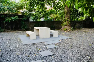 Ein Garten an der Unterkunft Design Apartment ARTstudio 5 nahe City l Messe l IGA 27