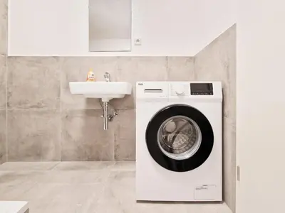 Grundriss der Unterkunft Tolstov Apartments - 2 or 3 Room Apartments - 15 Min zur Messe DUS & 10 Min Old Town DUS