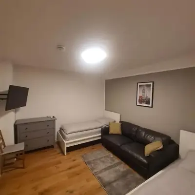 Schöne 2 Zimmer Apartment in Uerdingen Nähe Düsseldorf