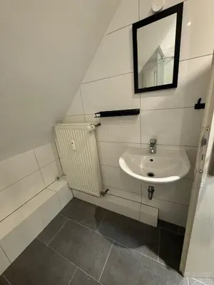Ein Badezimmer in der Unterkunft Meribu F85-87 Wohnung für Monteure und Arbeiter