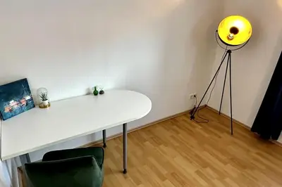 TV/Unterhaltungsangebot in der Unterkunft Schickes 2-Zimmer Appartement Messe Rü Innenstadt