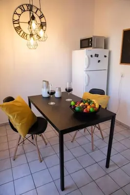 Küche/Küchenzeile in der Unterkunft Modern und stilvoll zwischen Innenstadt und Rü