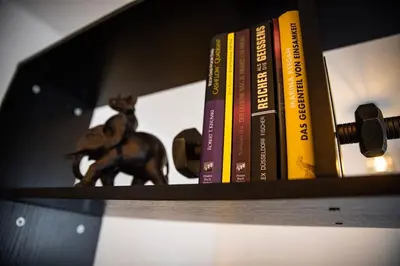Die Bibliothek in der Ferienwohnung