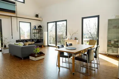 Ein Sitzbereich in der Unterkunft Kreatives Studio mit Galerie