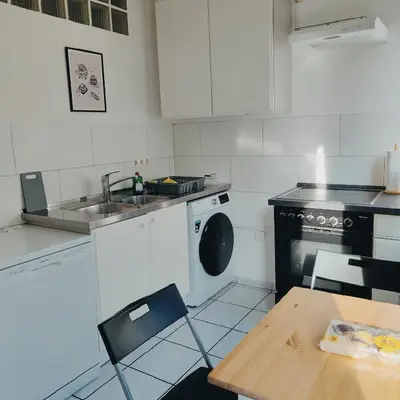 Küche/Küchenzeile in der Unterkunft Ferienwohnung Monteurwohnung Messewohnung Duisburg Süd Grenze Düsseldorf 6 Personen