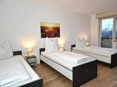 Ein Bett oder Betten in einem Zimmer der Unterkunft Meribu H1 Wohnung für Monteure und Arbeiter