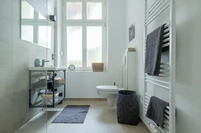 Ein Badezimmer in der Unterkunft Design Altbautraum in der City - Nähe DUS & Dortmund & Köln & Essen