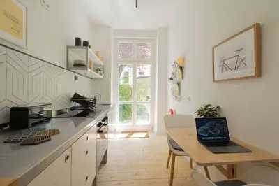 Küche/Küchenzeile in der Unterkunft Design Altbautraum in der City - Nähe DUS & Dortmund & Köln & Essen