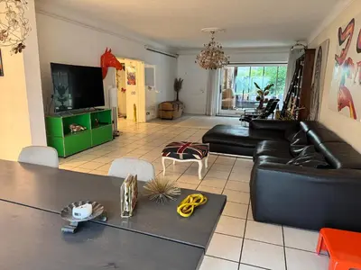 TV/Unterhaltungsangebot in der Unterkunft Villa Casa Blanca mit Privatem Schwimmbad 26 grad und Sauna