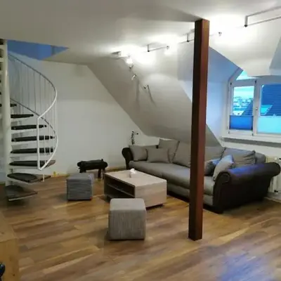 Helle Maisonnette Wohnung Penthouse