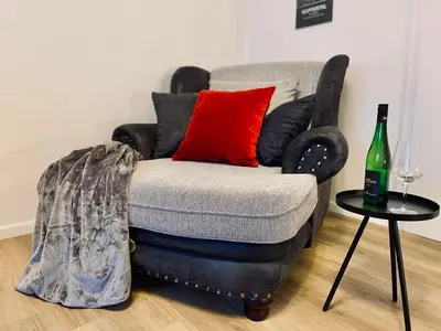 Ein Sitzbereich in der Unterkunft Tunnel Apartment - Nordbahntrasse, Kontaktloser Self-Check-in, Netflix