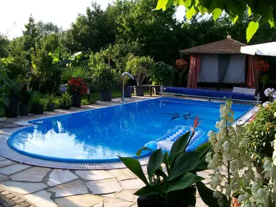 Der Swimmingpool an oder in der Nähe von Ferienwohnung 