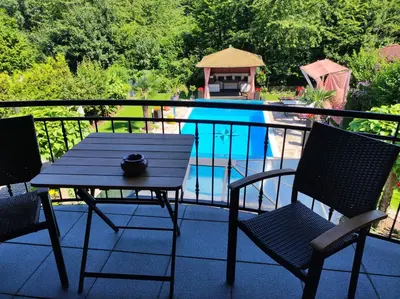 Der Swimmingpool an oder in der Nähe von Ferienwohnung 