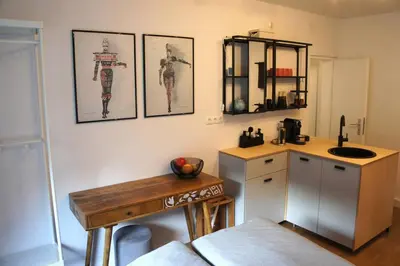 Küche/Küchenzeile in der Unterkunft Ruhiges Apartment & Veranda mit guter Anbindung