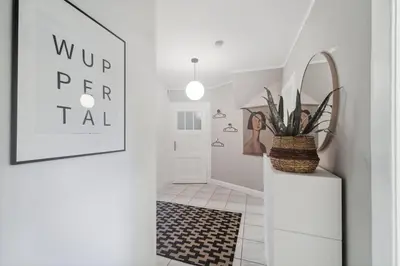 Ein Badezimmer in der Unterkunft Traumhaftes Apartment Zooviertel - Nähe DUS & Dortmund & Köln & Essen