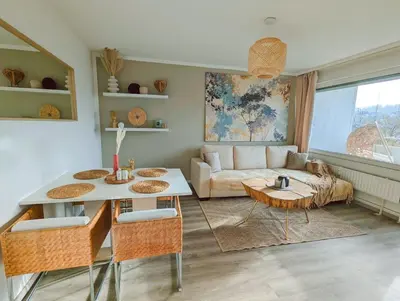 Ein Sitzbereich in der Unterkunft Wohnung mit Balkon und Aufzug