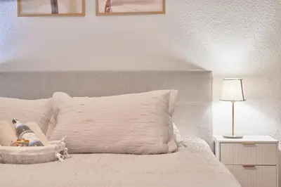 Ein Bett oder Betten in einem Zimmer der Unterkunft Goodliving Apartments Studio mit Balkon & Netflix