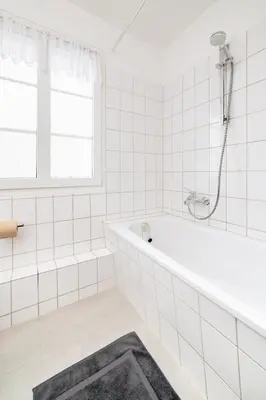 Ein Badezimmer in der Unterkunft Smart Home - Wuppertal - Perfect for 6 Guests - Central - Netflix - Schwebebahn - Free Parking Zone
