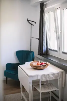 Ein Sitzbereich in der Unterkunft Modernes 1-Zimmer Appartment !