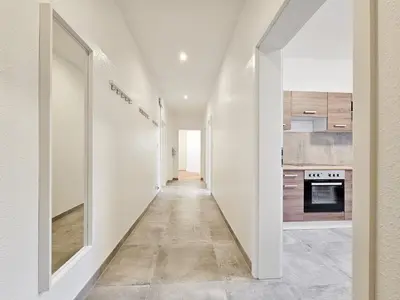 Küche/Küchenzeile in der Unterkunft Tolstov Apartments - 3 Zimmer Wohnung - 25 Min zur Messe DUS