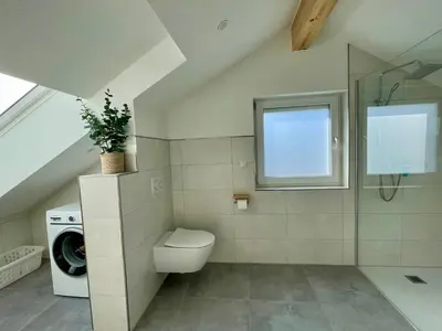 Ein Badezimmer in der Unterkunft Helles ruhiges Appartement im Grünen