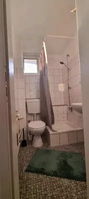 Ein Badezimmer in der Unterkunft 3-Bett Wohnung im Boardinghaus Elisabeth