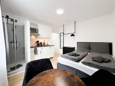 Küche/Küchenzeile in der Unterkunft Vibehome Düsseldorf - Stadtmitte