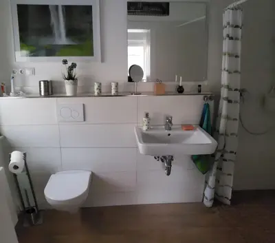 Ein Badezimmer in der Unterkunft Apartment Wedau