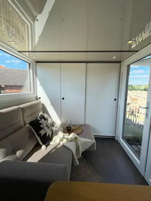 Ein Sitzbereich in der Unterkunft Tiny House Alpakablick - inklusive Alpaka Meet & Greet an bestimmten Terminen