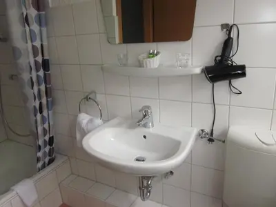Ein Badezimmer in der Unterkunft Schultenhof