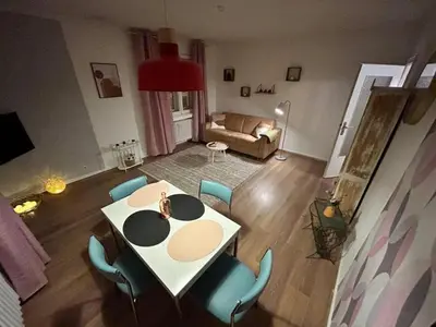 Ein Sitzbereich in der Unterkunft saniert zentrale 2Zi Wohnung Messe Essen