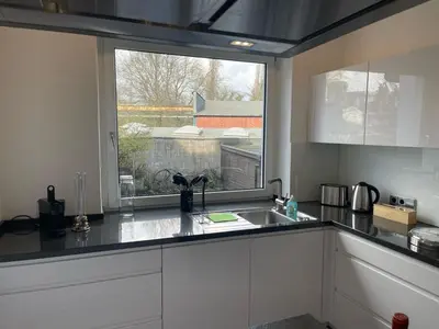 Küche/Küchenzeile in der Unterkunft schön wohnen ! Netflix Nespresso Küche Parkplatz Garten