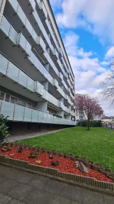 Ein Garten an der Unterkunft Cozy-Stay I, 2-Room Flat for Vacation & Messe, Düsseldorf, Perfect Connectivity