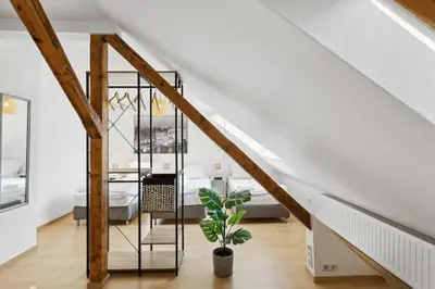 Grundriss der Unterkunft Stylish & Relaxing Penthouse ~ Workspace ~ Parking