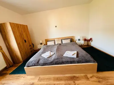 Ein Bett oder Betten in einem Zimmer der Unterkunft Moderne Ferienwohnung Iserlohn 2