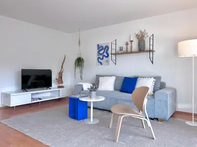 TV/Unterhaltungsangebot in der Unterkunft TIMELESS APARTMENT: FREE PARKING + BALCONY