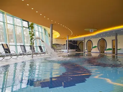 Der Swimmingpool an oder in der Nähe von Hotel Seehof Haltern am See