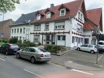 Das Gebäude in dem sich die Ferienwohnung befindet