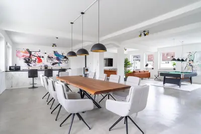 Küche/Küchenzeile in der Unterkunft Beyond Living® I 235 m² LOFT I Billard I Kamin