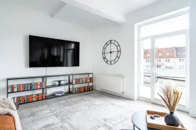 TV/Unterhaltungsangebot in der Unterkunft Beyond Living® I 235 m² LOFT I Billard I Kamin