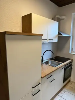 Küche/Küchenzeile in der Unterkunft Schöne EG Wohnung mit TV, Wlan und Küche - Maria